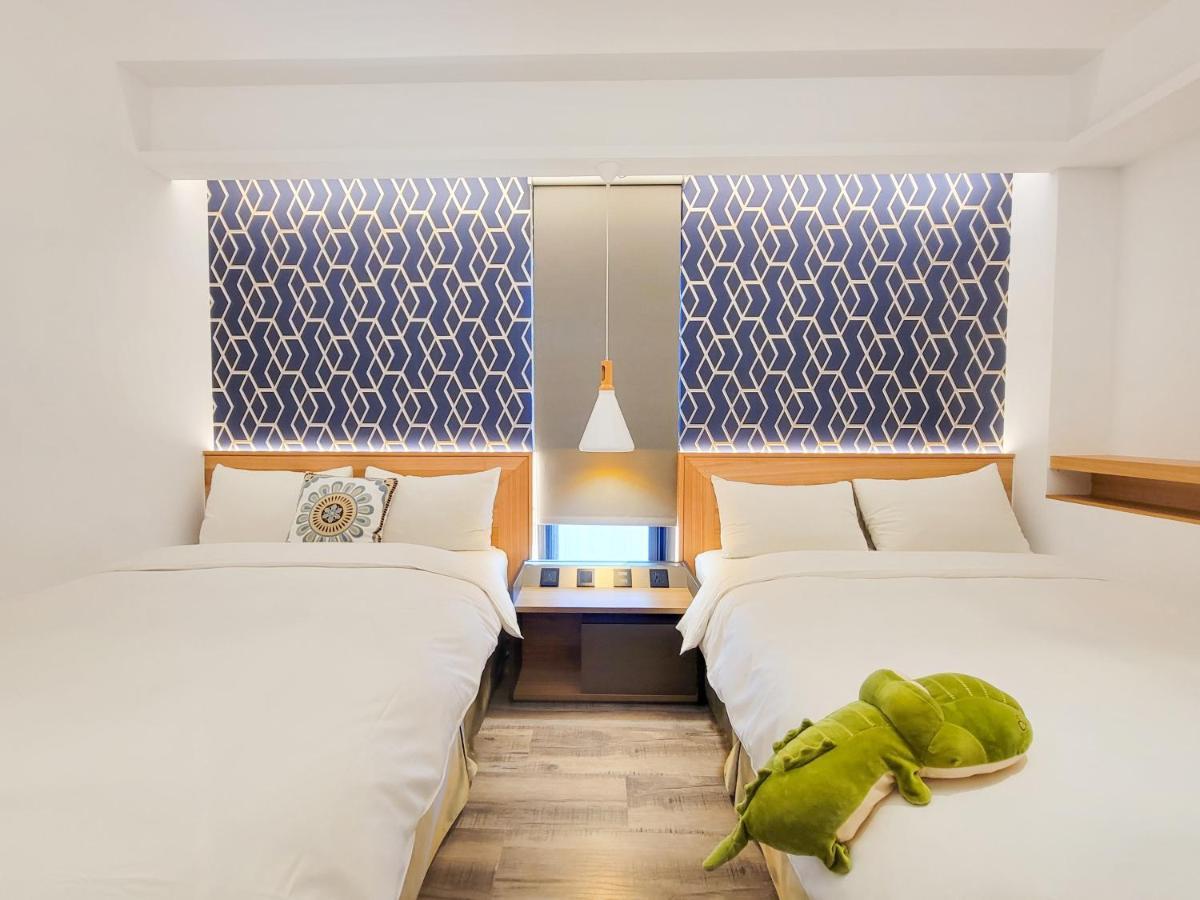 Check Inn Taichung Zhongshan Exterior foto