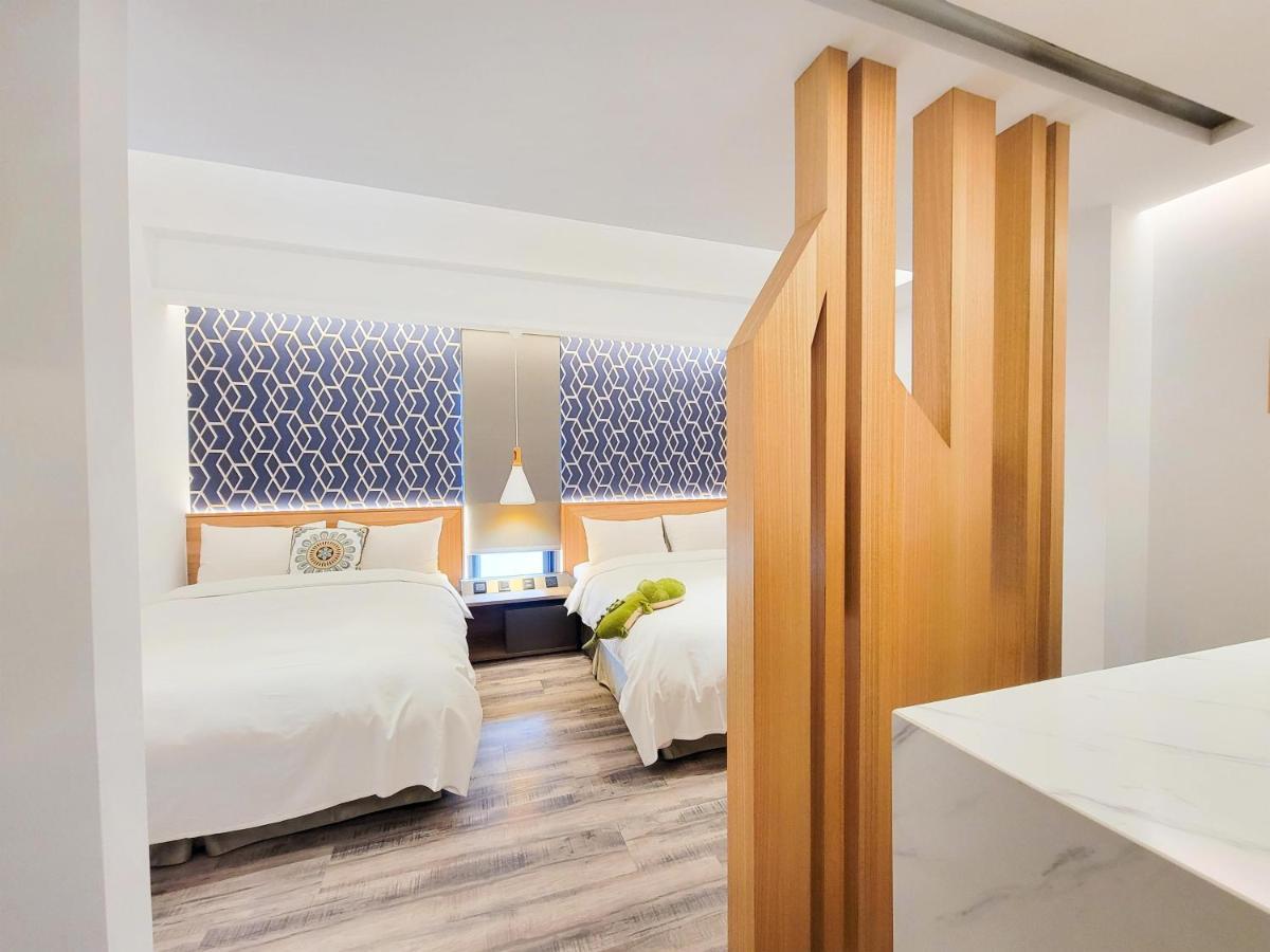 Check Inn Taichung Zhongshan Exterior foto