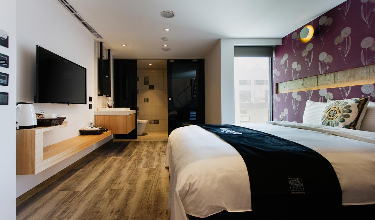 Check Inn Taichung Zhongshan Exterior foto