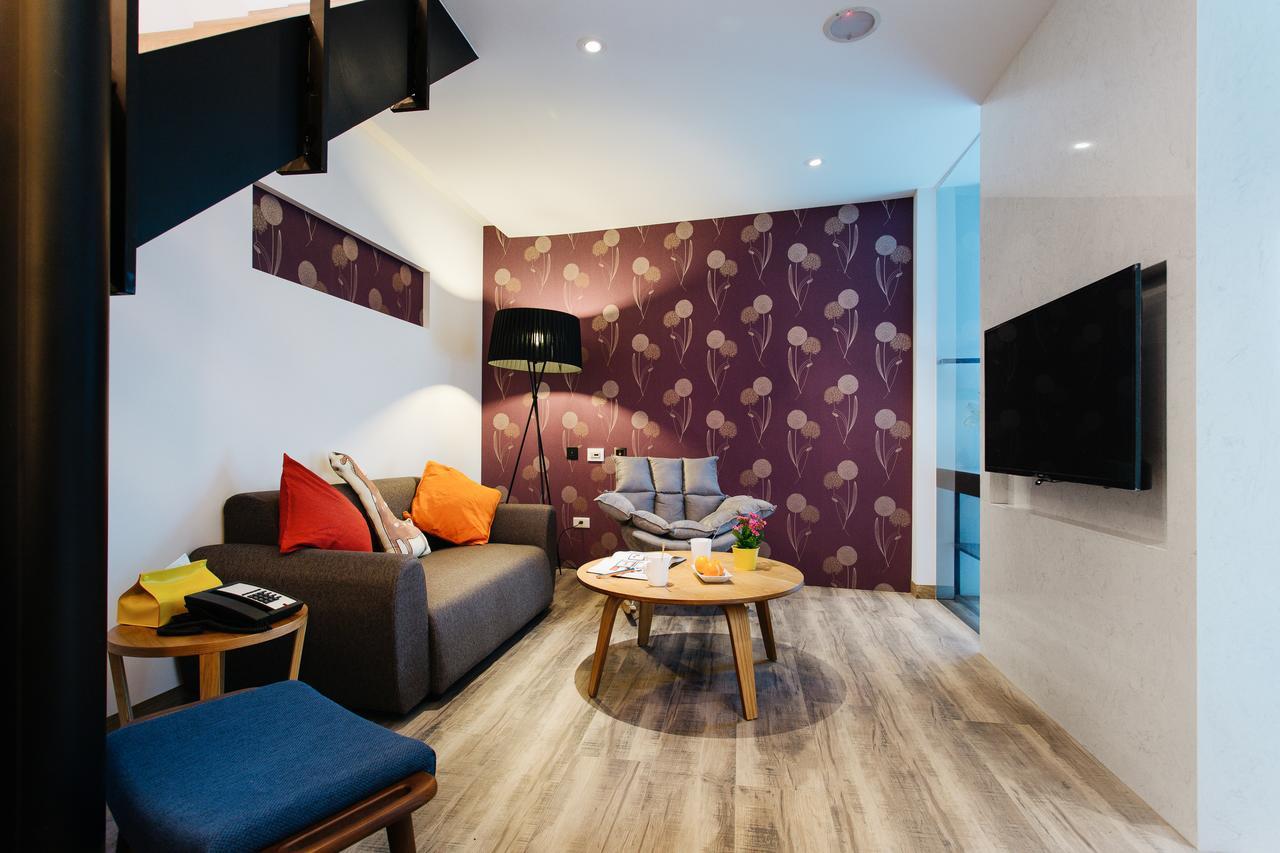 Check Inn Taichung Zhongshan Exterior foto