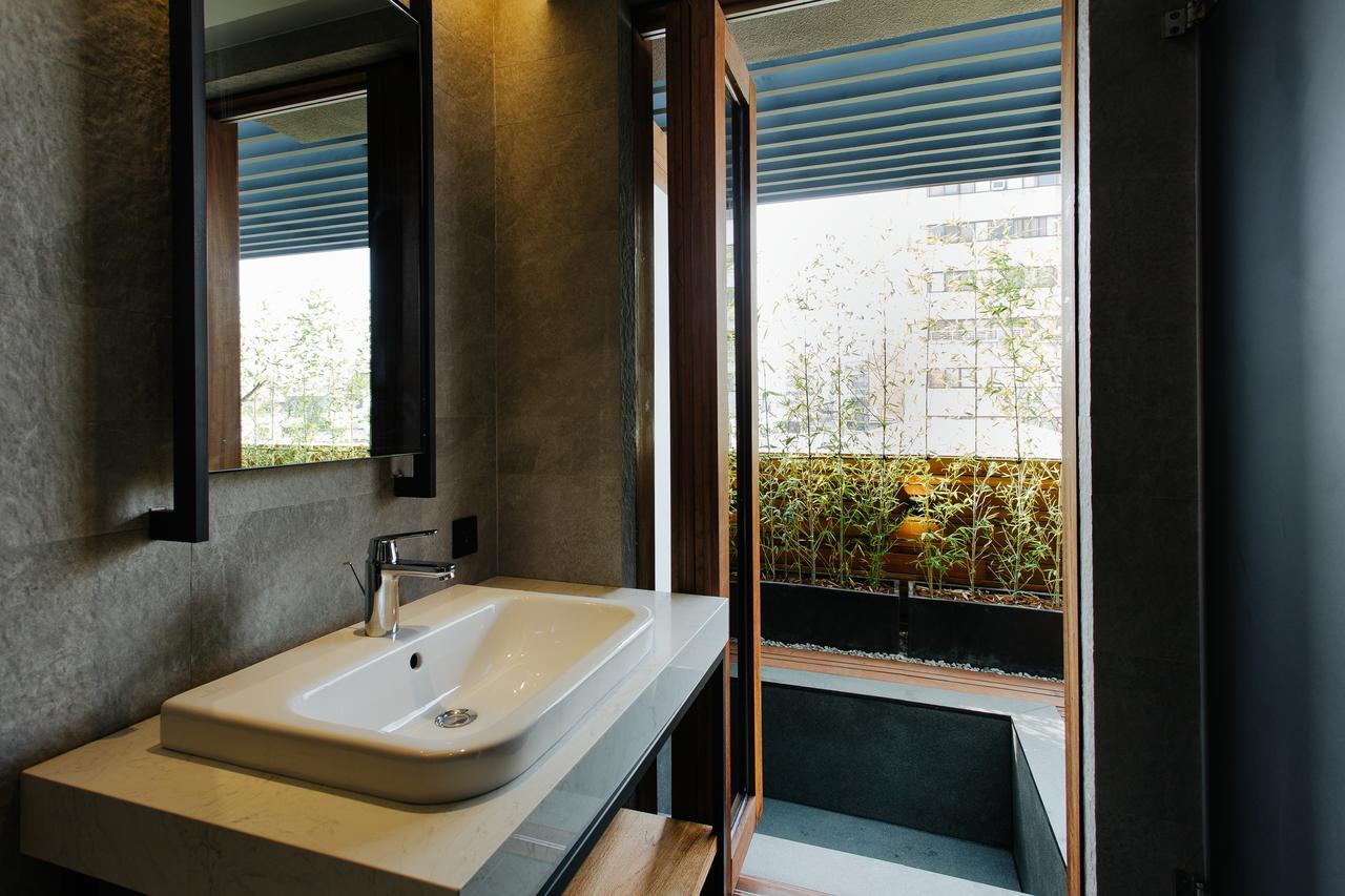 Check Inn Taichung Zhongshan Exterior foto