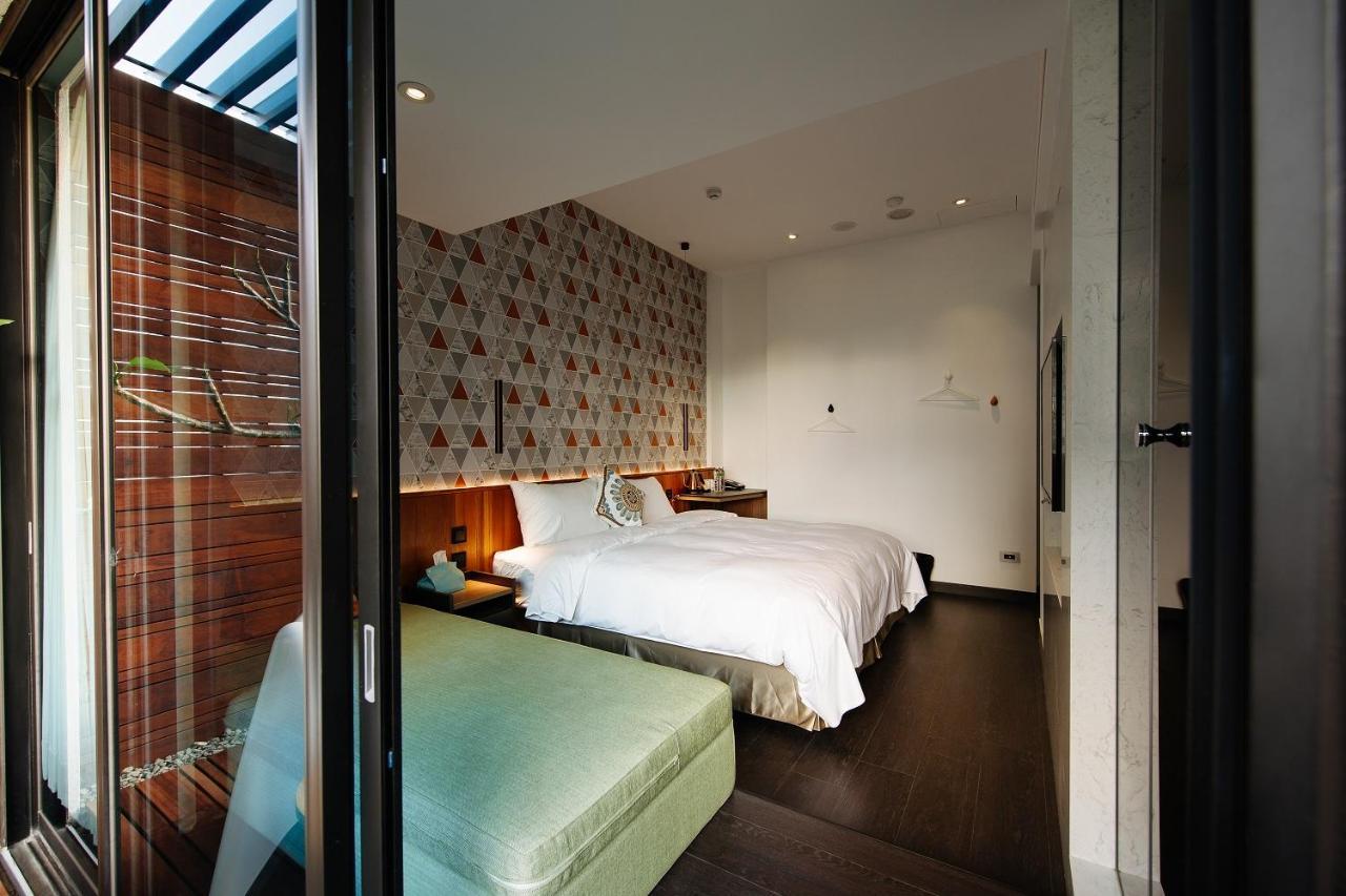 Check Inn Taichung Zhongshan Exterior foto